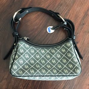 Dooney & Bourke shoulder bag